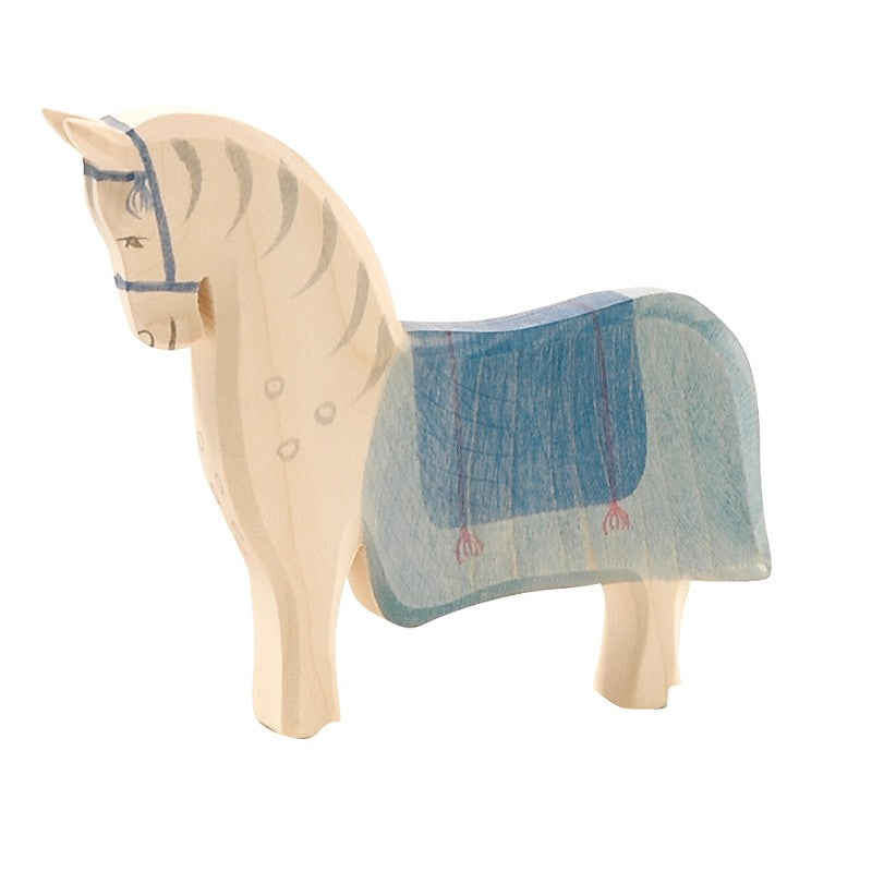 Pferd mit Sattel