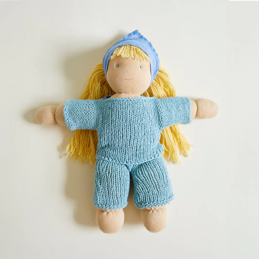 Waldorf Puppe Zoe